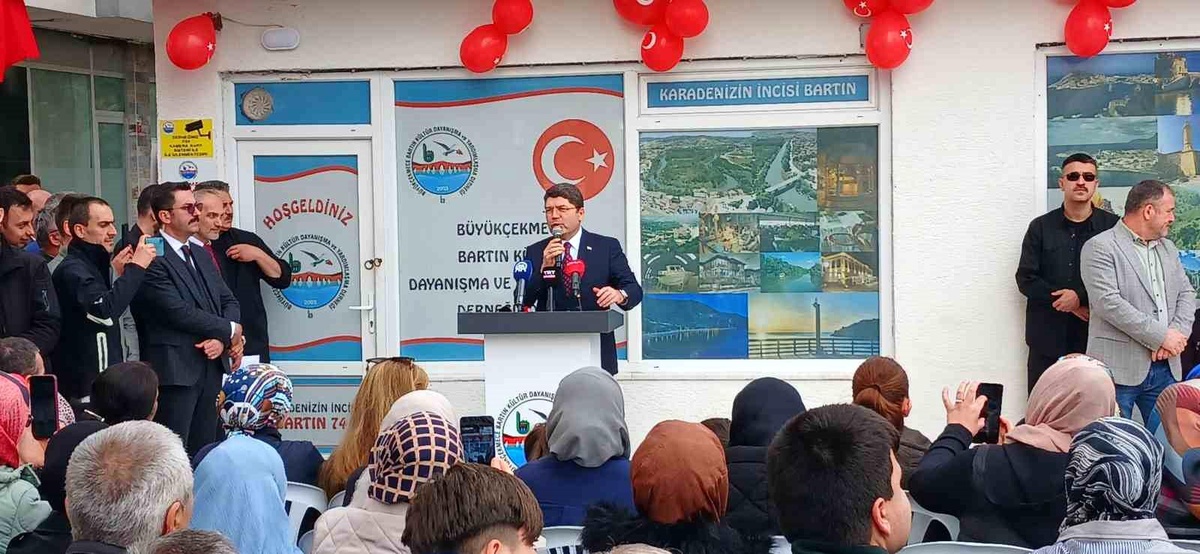 Adalet Bakanı Yılmaz Tunç, Büyükçekmece\'ye Adalet Sarayı müjdesi verdi