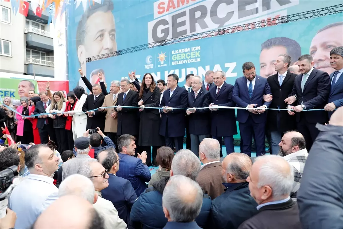 AK Parti Genel Başkan Yardımcısı Çiğdem Karaaslan, Samsun\'da İlkadım Seçim Koordinasyon Merkezi\'nin açılışına katıldı