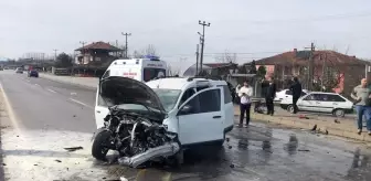 AK Parti Milletvekili Ali İnci dahil 5 kişi trafik kazasında yaralandı