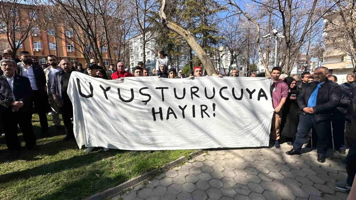 Ankara\'da bıçakla öldürülen genç için adalet talebi