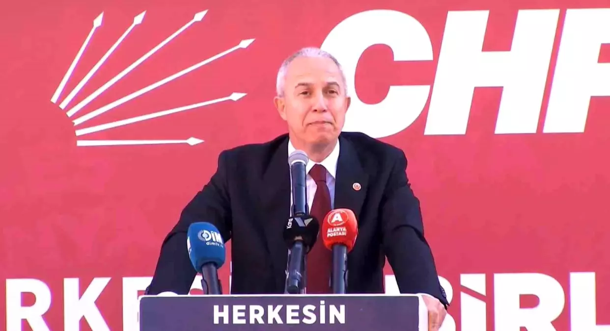 CHP Alanya Seçim Koordinasyon Ofisi\'nin açılışında Osman Özçelik Berat Kandili\'ni kutladı