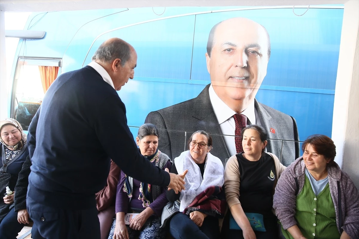 Cumhur İttifakı\'nın Muğla Büyükşehir Belediye Başkan adayı Aydın Ayaydın Bodrum\'da esnaf ziyaretlerinde bulundu