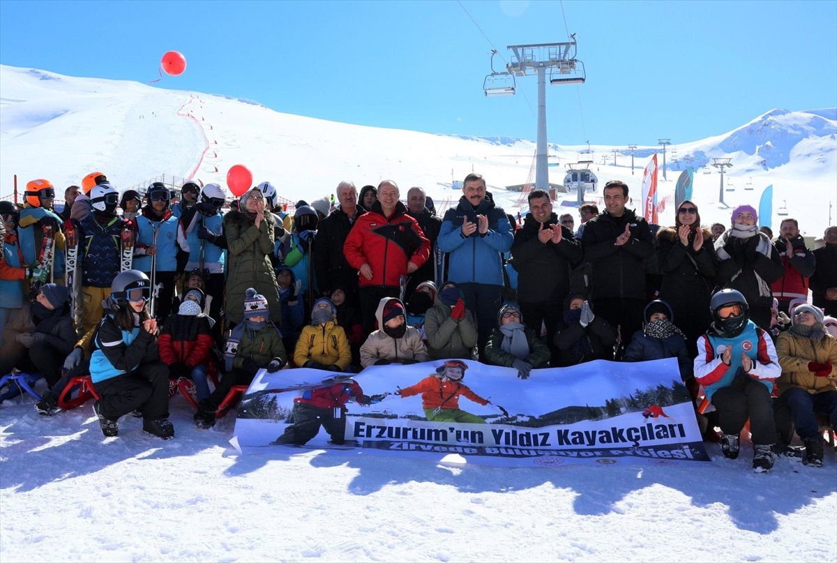 Erzurum\'da Devlet Korumasındaki Çocuklar Kızakla Eğlendi