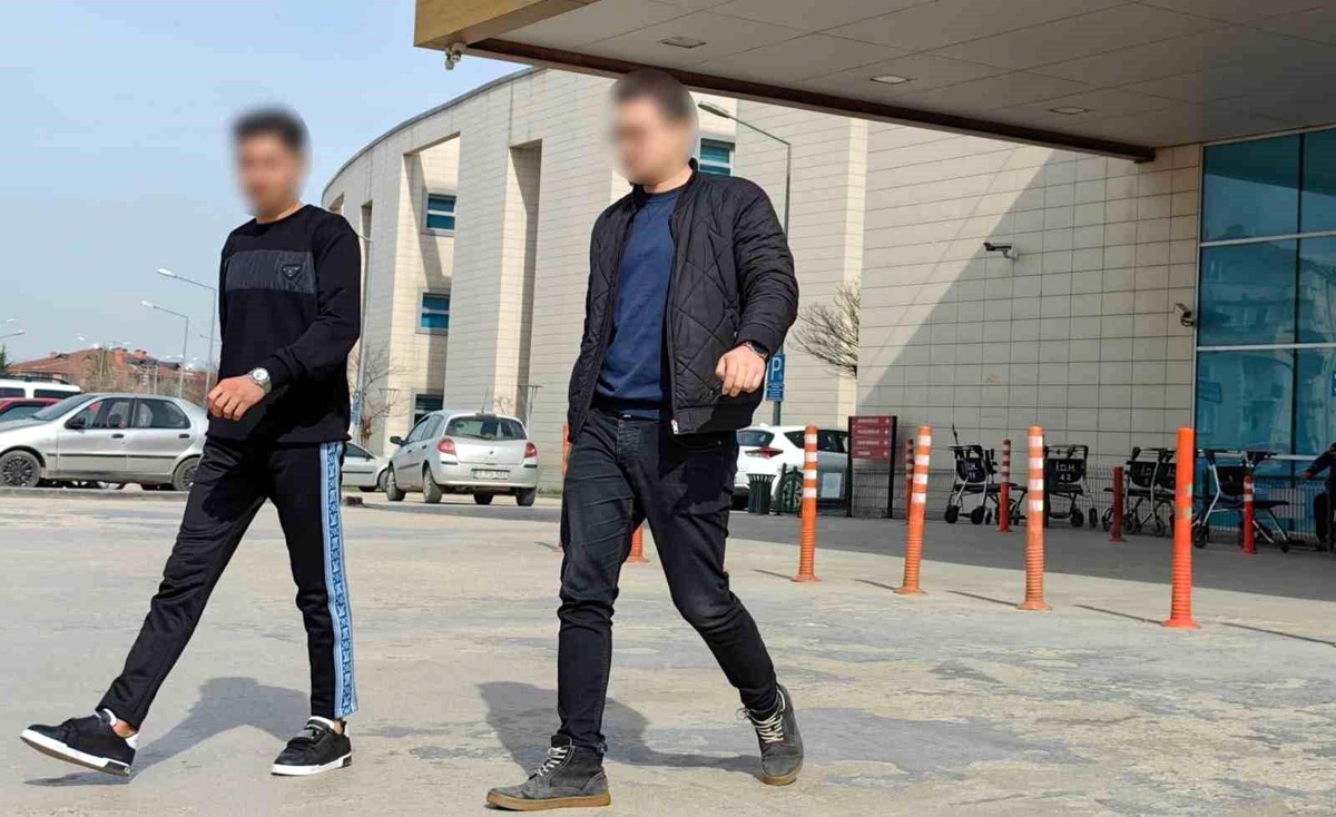 İnegöl\'de Havaya Ateş Eden Şahıslar Yakalandı