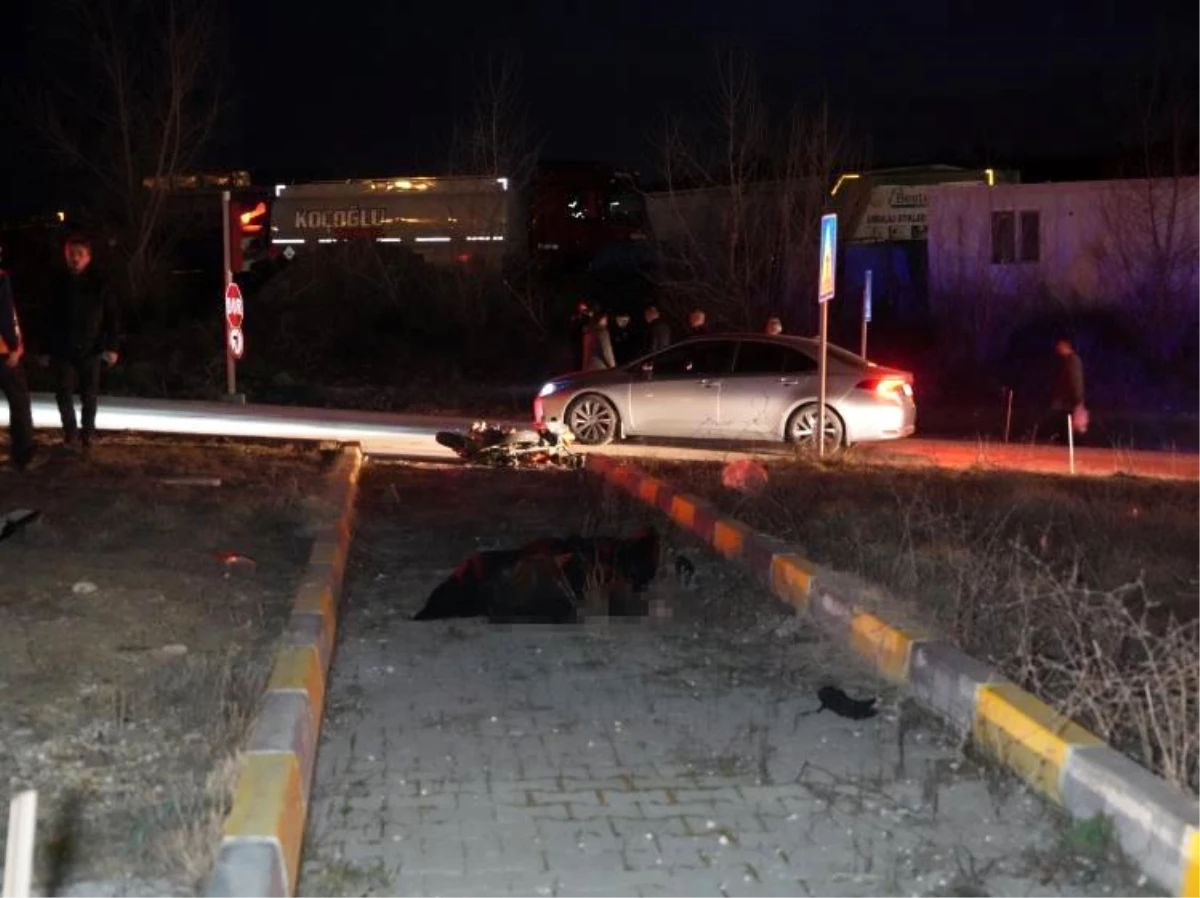 Kastamonu\'da Kavşakta Motosiklet Kazası: Bir Kişi Hayatını Kaybetti