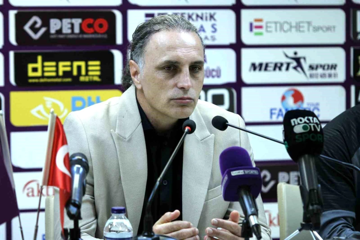 Kocaelispor Teknik Direktörü Mustafa Gürsel: \'Bu oyunu geliştirip sonucu alacak oyunu ortaya koymak istiyoruz\'