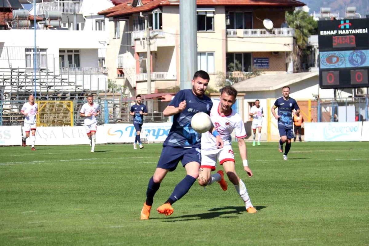 TFF 2. Lig Kırmızı Grup\'ta Fethiyespor ve Sarıyer Berabere Kaldı