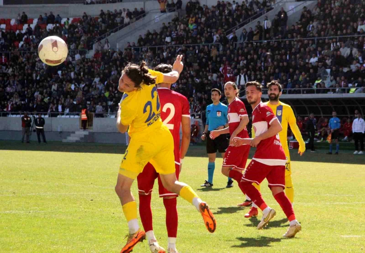 Karaman FK, Belediye Derincespor\'u 2-0 Yendi