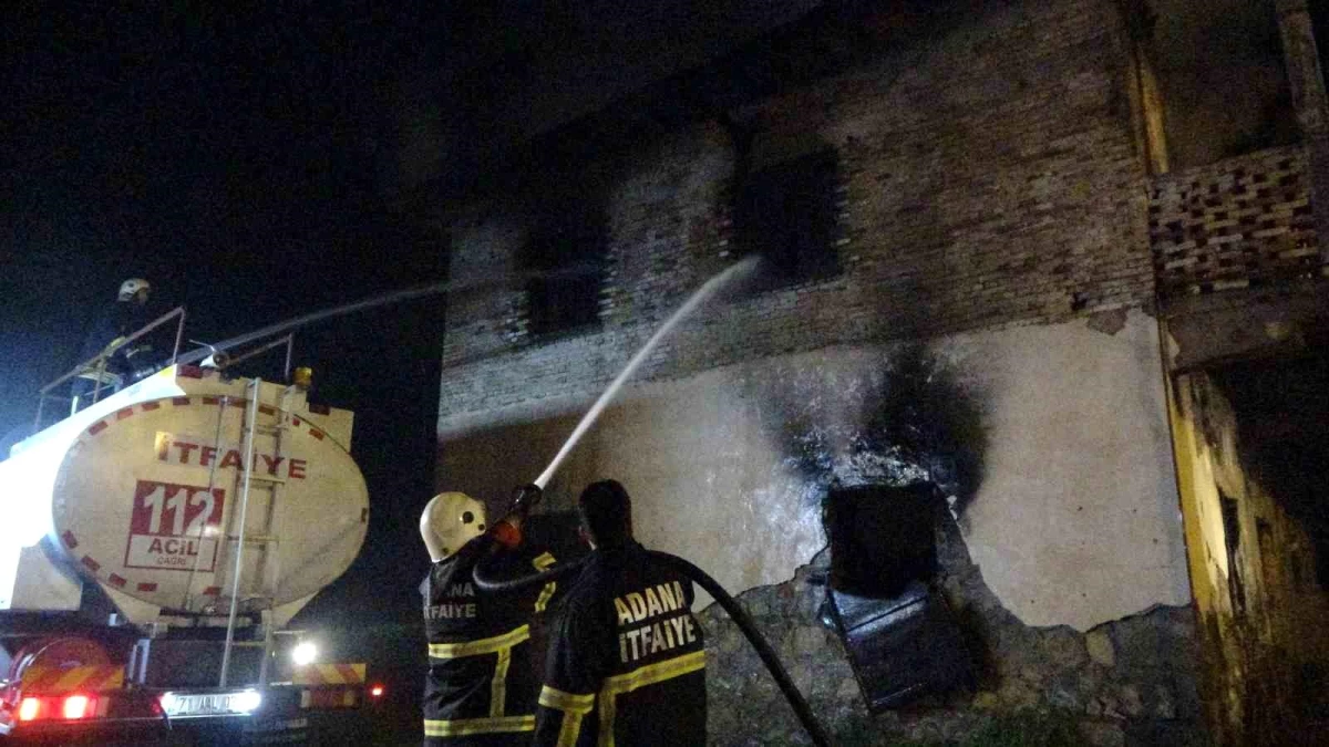 Evde çıkan yangında anne ve 2 çocuğu hayatını kaybetti