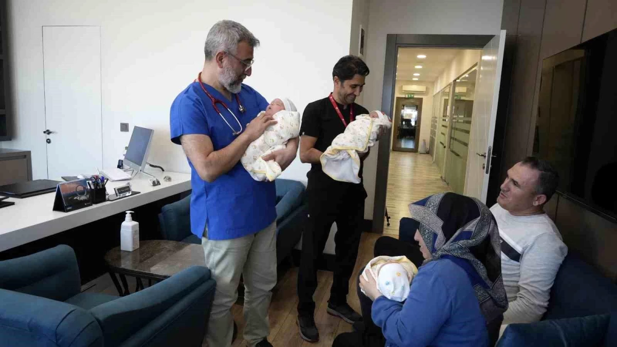 Antalya\'da her kontrolde bebek sayısı arttı, üçüz mutluluğu yaşadılar