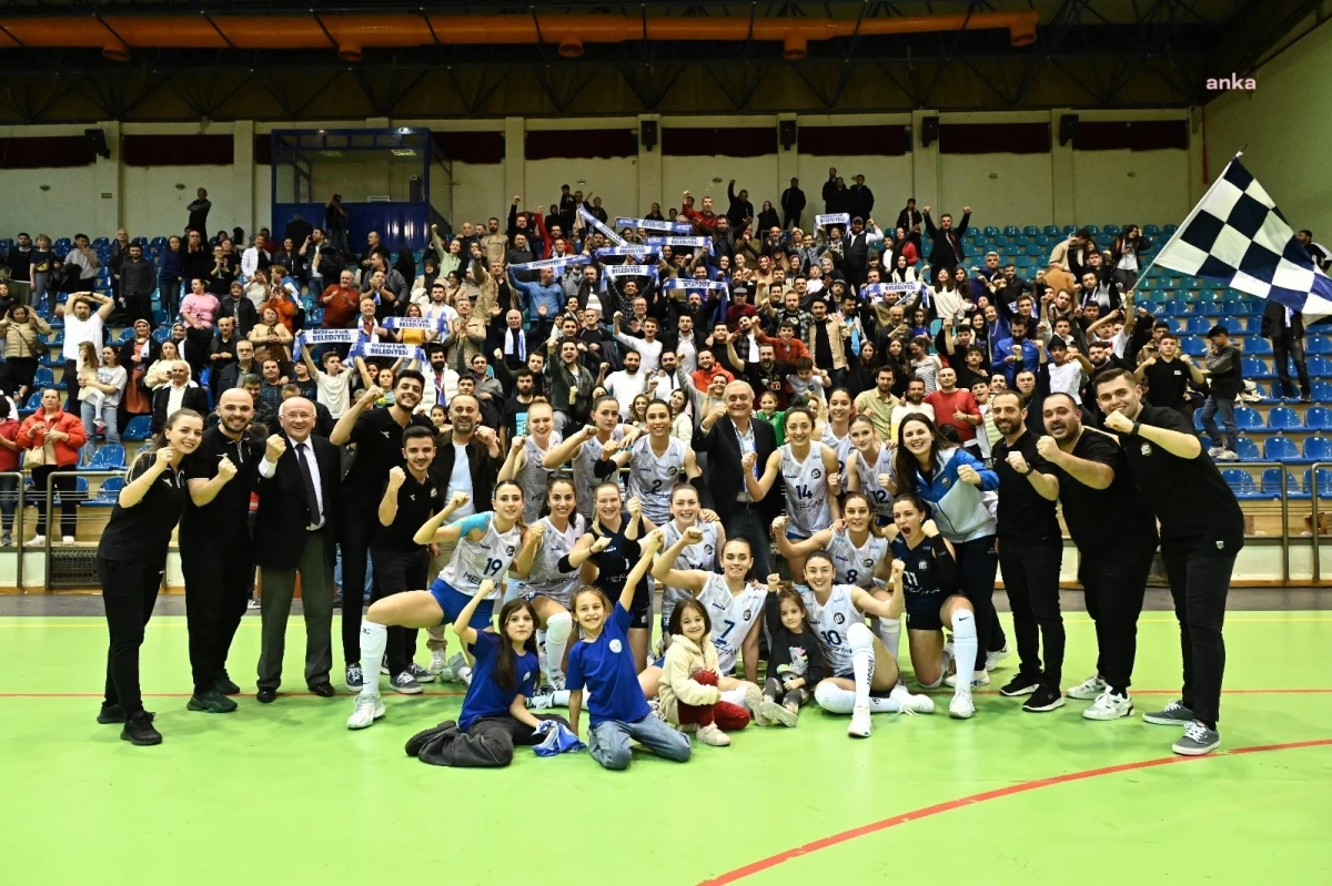Bozüyük Belediyesi Kadın Voleybol Takımı, MKE Ankaragücü\'nü mağlup ederek finale çıktı