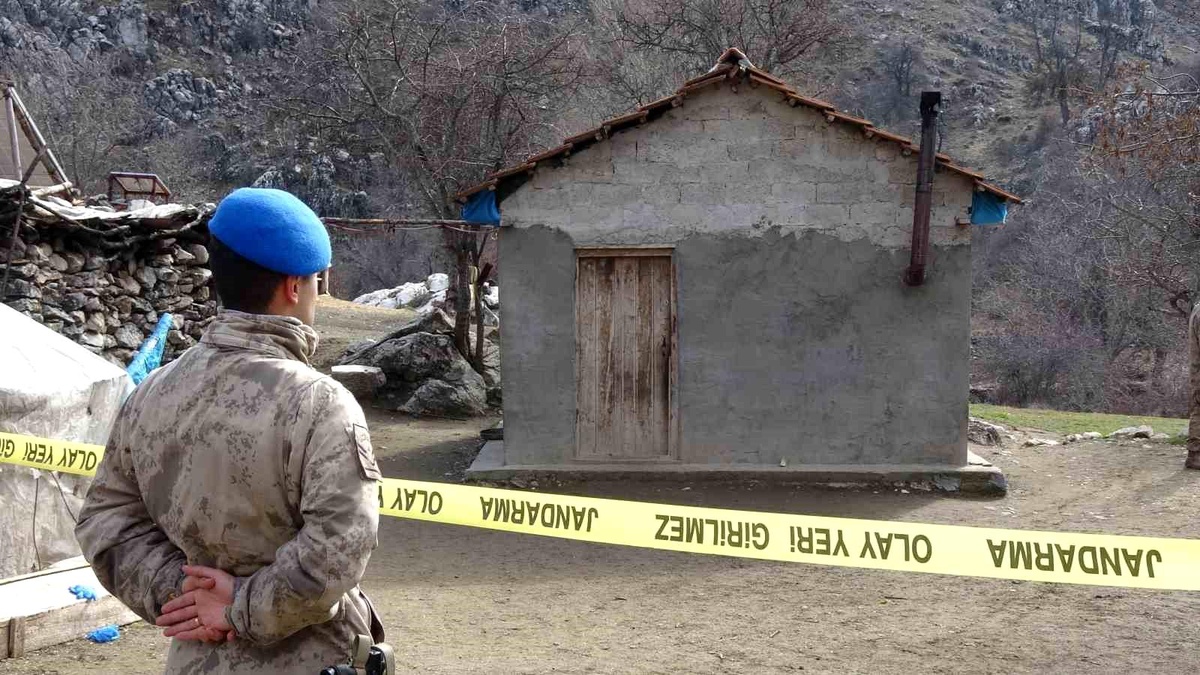 Burdur\'un Halıcılar köyünde çobanın ölümüyle ilgili 2 kardeş ve baba adliyeye sevk edildi