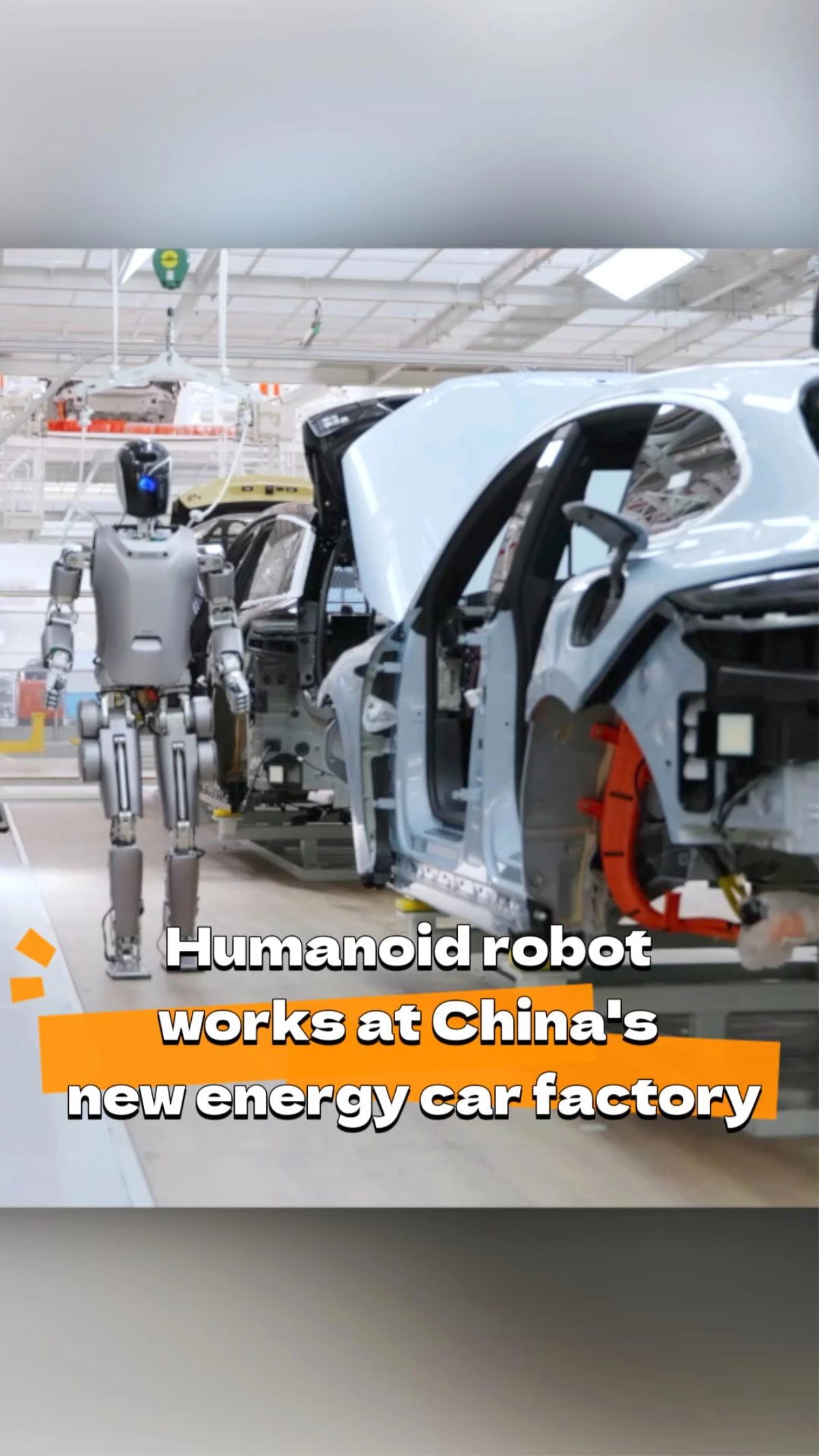 Çin yapımı insansı robot, otomobil fabrikasında görev yapıyor
