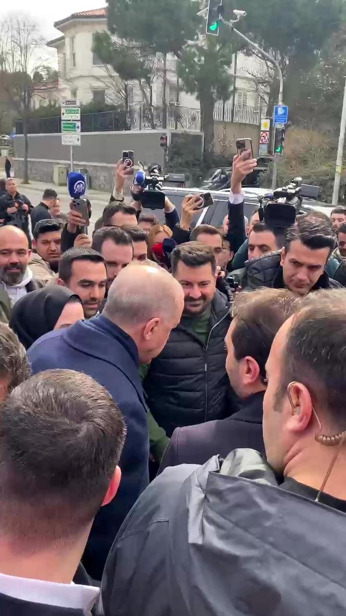 Cumhurbaşkanı Erdoğan\'a doğum gününde sürpriz kutlama