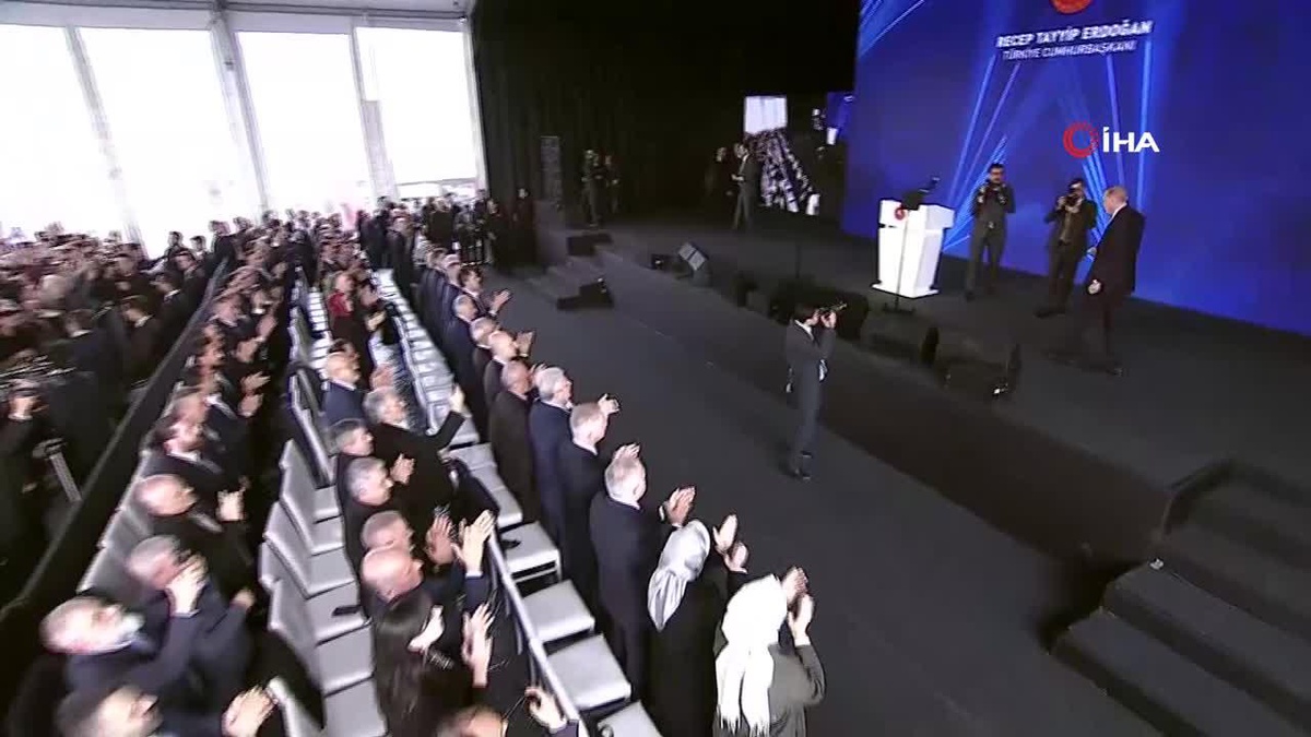 Cumhurbaşkanı Erdoğan: "Bu hat 30 yıllık süreçte 785 milyon euroluk tasarruf sağlayacak"