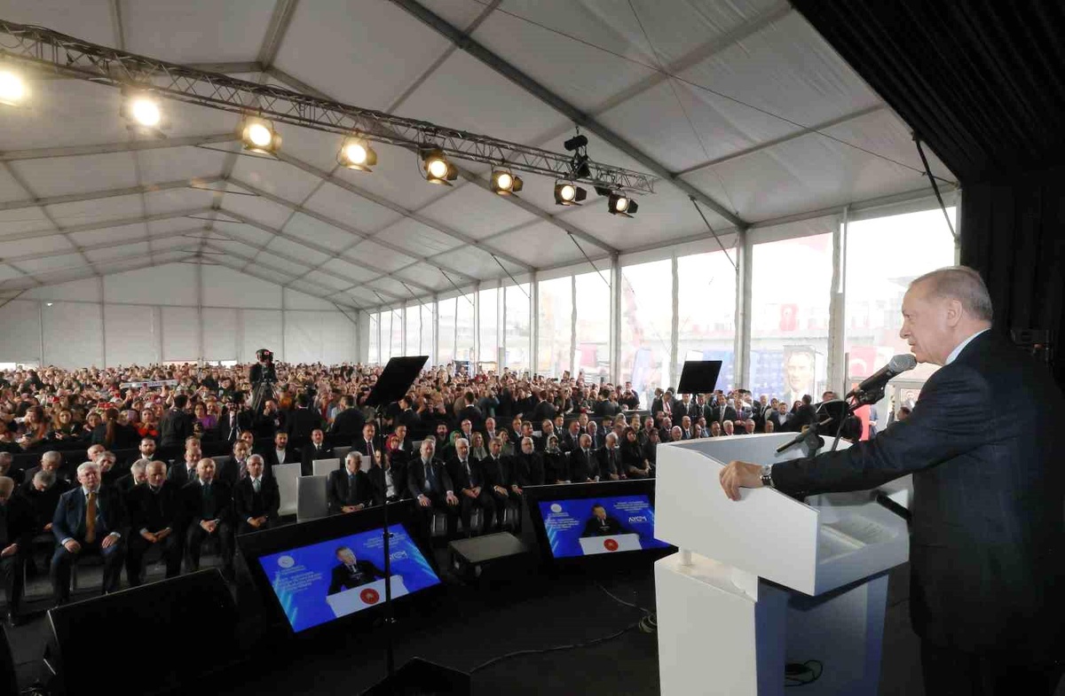 Cumhurbaşkanı Erdoğan: Sirkeci-Kazlıçeşme hattı 30 yılda 785 milyon euro tasarruf sağlayacak