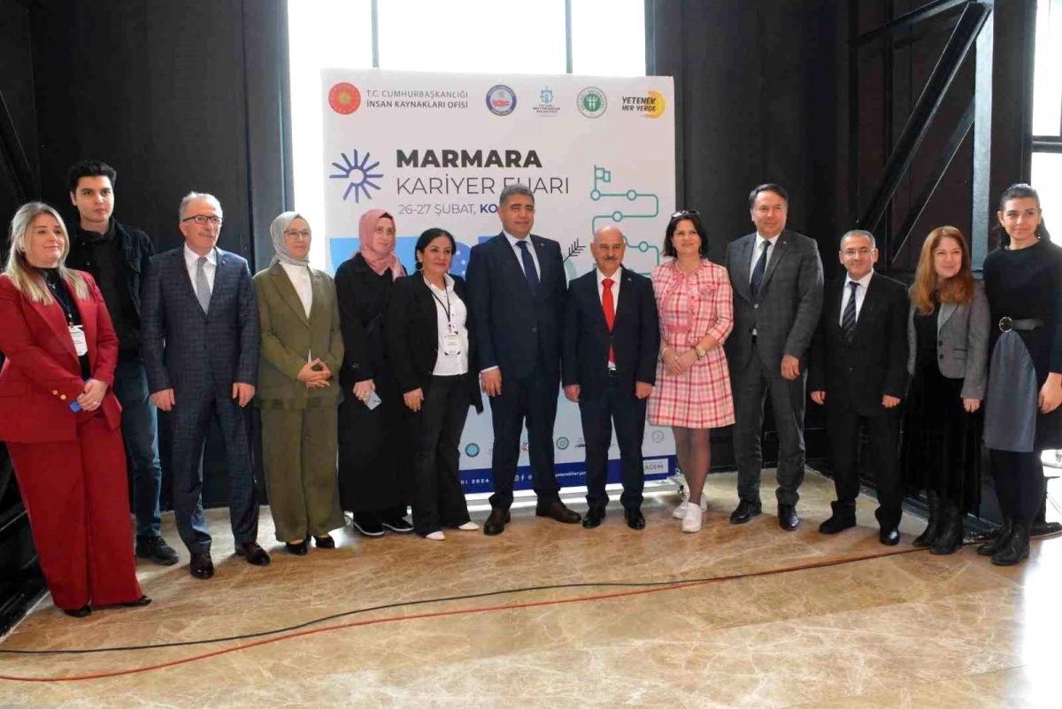 Düzce Üniversitesi Marmara Kariyer Fuarı\'na katıldı