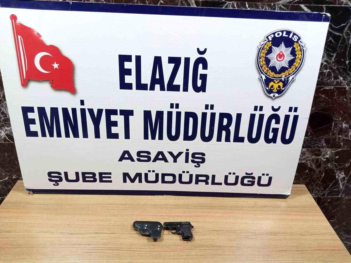 Elazığ\'da Asayiş Uygulamasında Uyuşturucu Madde Ele Geçirildi, 8 Kişi Hakkında İşlem Yapıldı