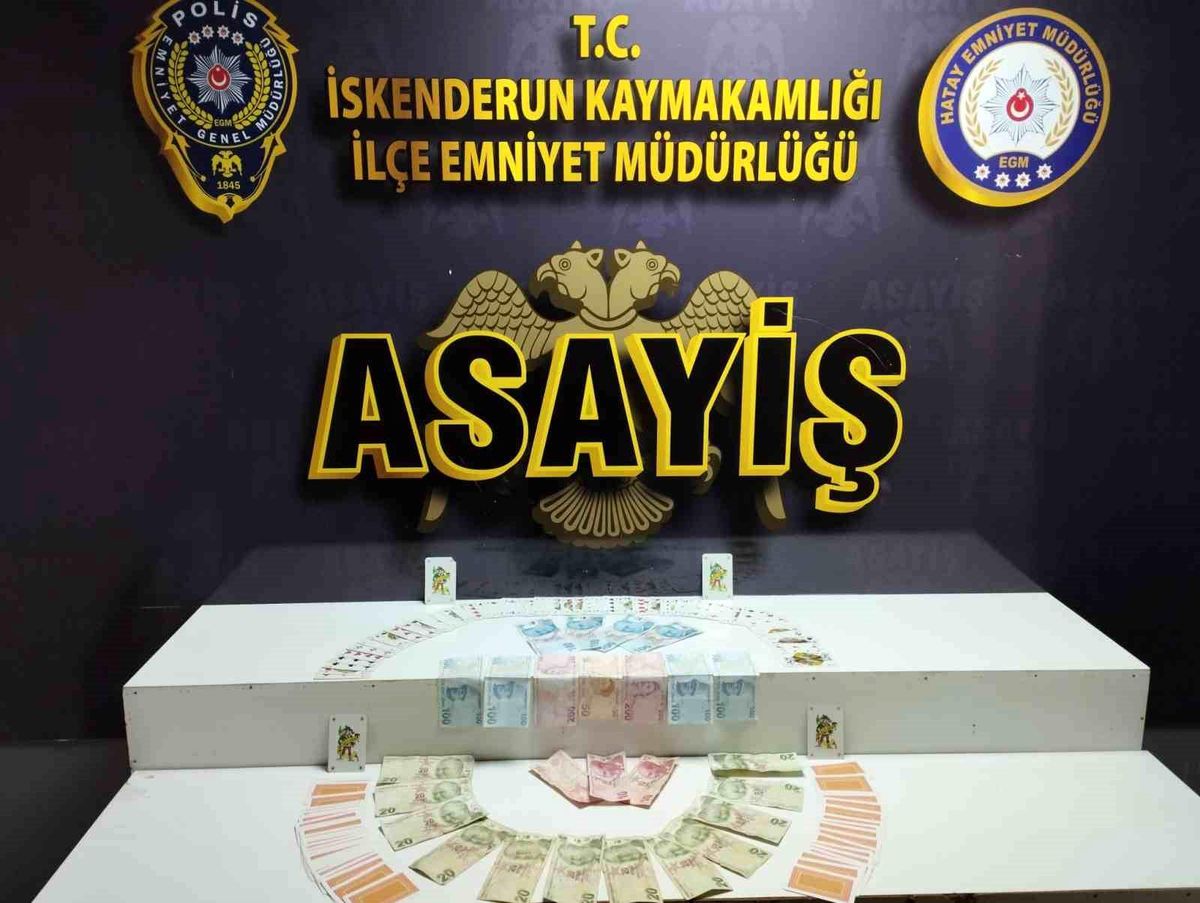 Hatay\'da kumar oynayan 5 kişiye 83 bin 525 TL para cezası