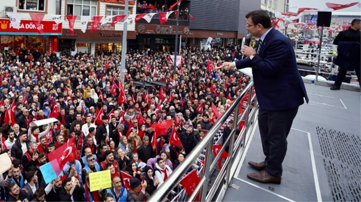 İmamoğlu konuşurken AK Parti\'nin seçim aracı müzik çalarak peş peşe geçti: Saygı göstermeyi öğrenecekler, Allah akıl versin