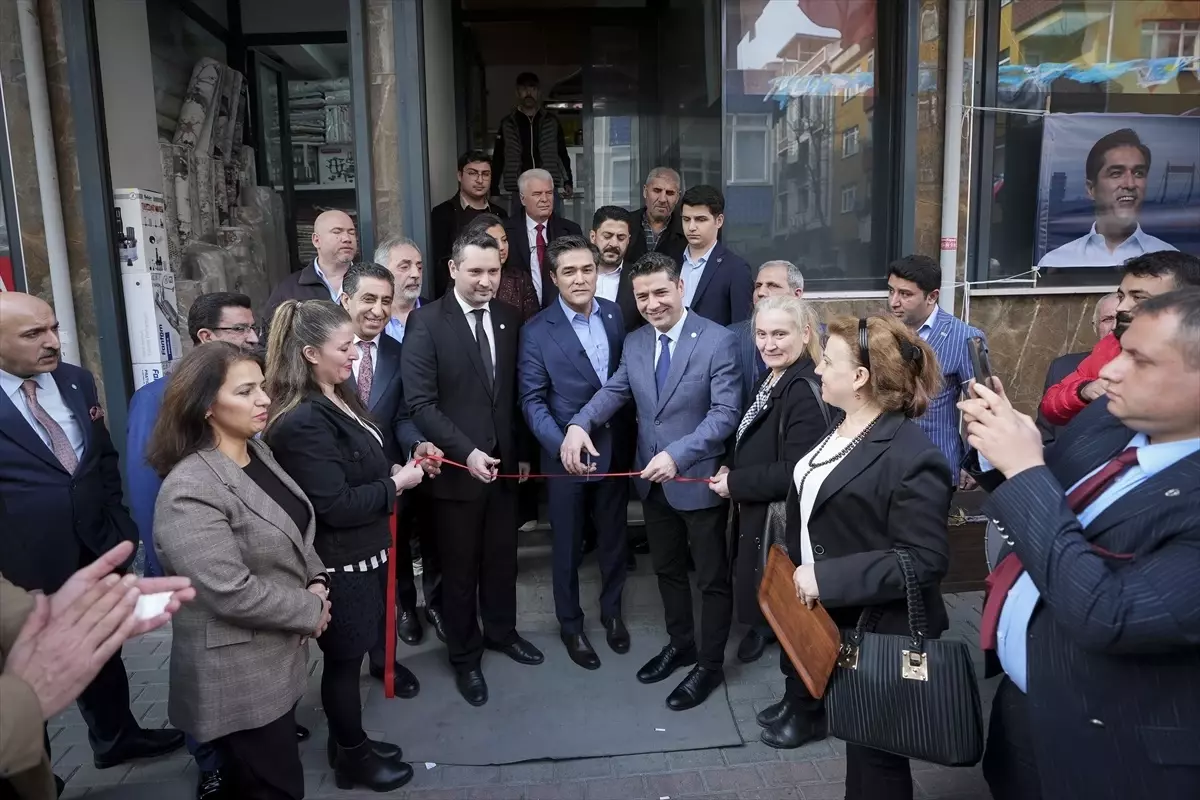 İYİ Parti İstanbul Büyükşehir Belediye Başkan Adayı Buğra Kavuncu, parti içindeki ayrılıklara tepki gösterdi