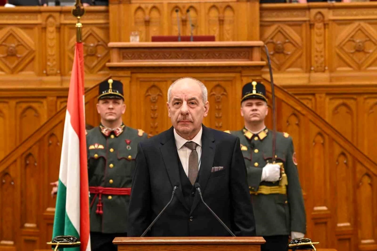 Macaristan\'da Yeni Cumhurbaşkanı Seçildi
