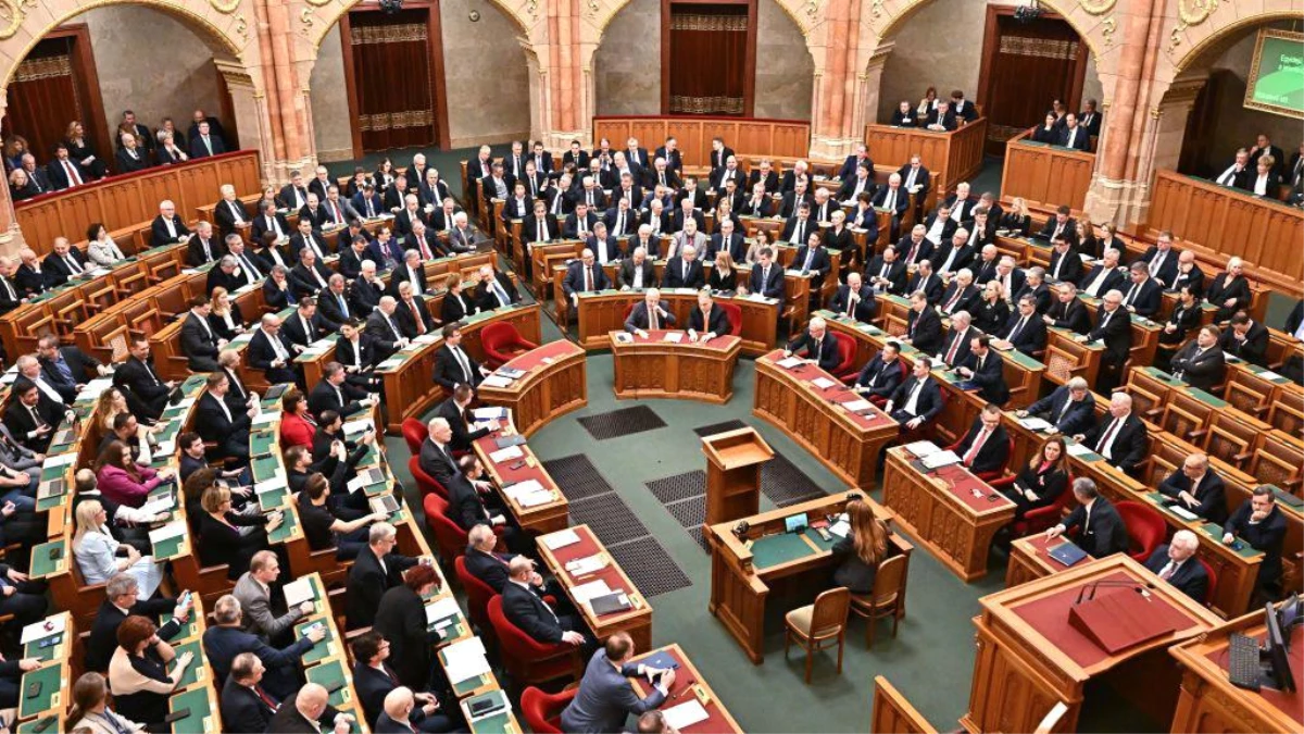 Macaristan Parlamentosu İsveç\'in NATO üyeliğini onayladı