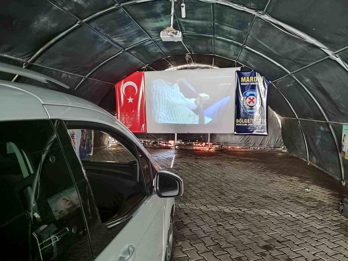 Mardin\'de Sürücülere Trafik Kuralları Eğitimi