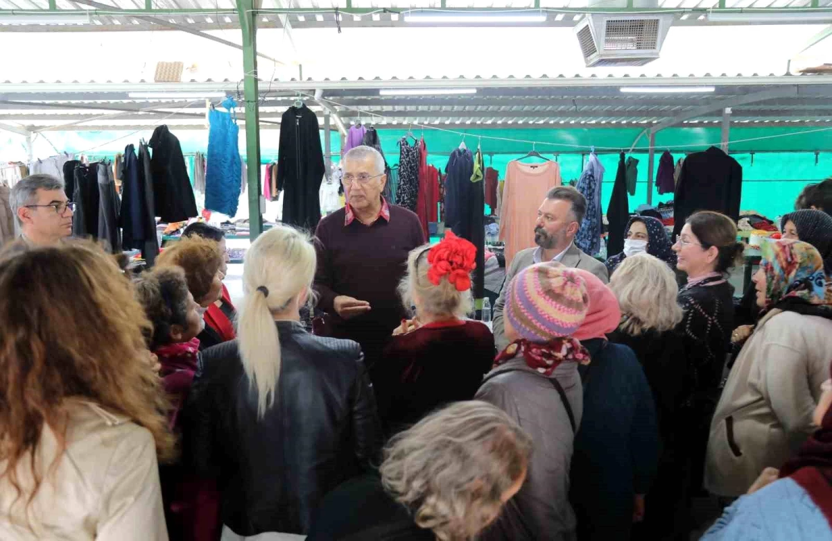 Mersin Mezitli Belediyesi Kadınlar İçin 2. El Giyim ve Eşya Satış Pazarı Açtı