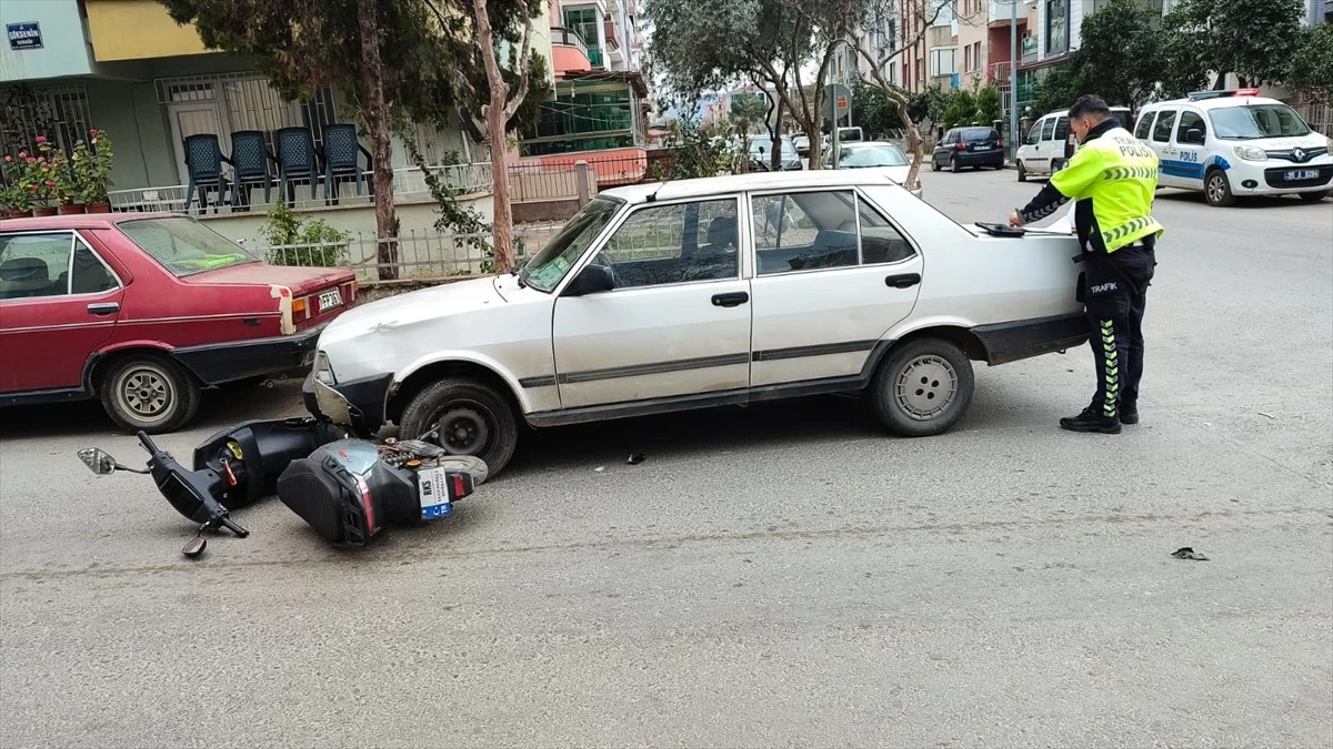 Ödemiş\'te trafik kazası: 2 kişi yaralandı