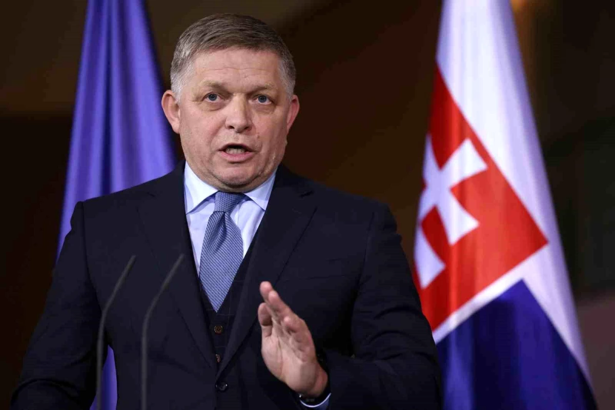 Slovakya Başbakanı, NATO ve AB üyelerinin Ukrayna\'ya asker göndermeyi değerlendirdiğini iddia etti