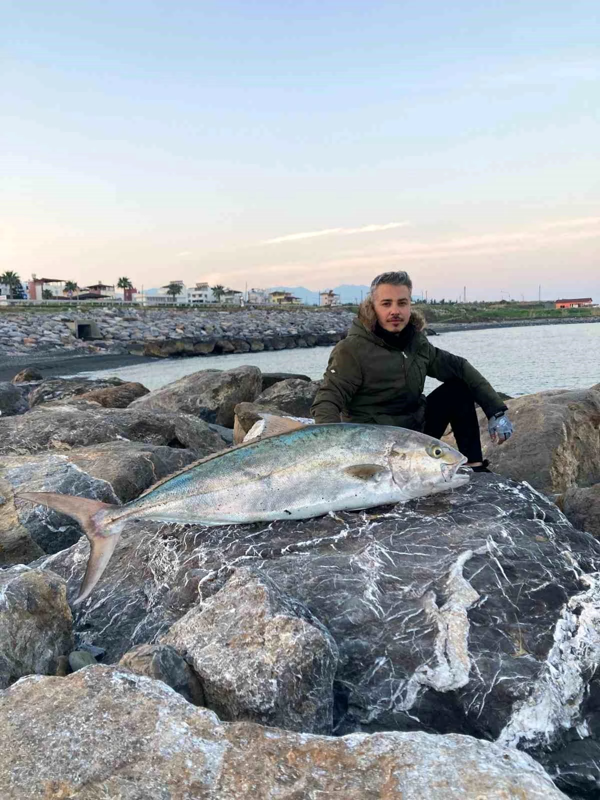 Amatör Balıkçının 18 Kilo Ağırlığındaki Balığı Tutması Gülümsetti