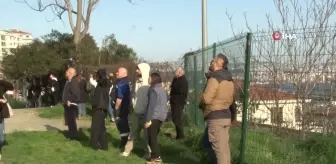 Cihangir'de ahşap binada yangın: Dumanlar kilometrelerce öteden görüldü