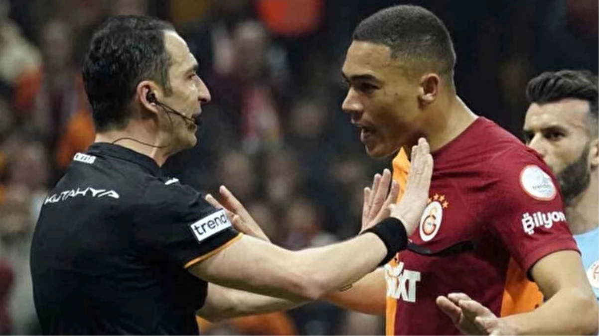 Galatasaray, Antalyaspor\'u 2-1 Mağlup Ederek Liderliği Sürdürdü