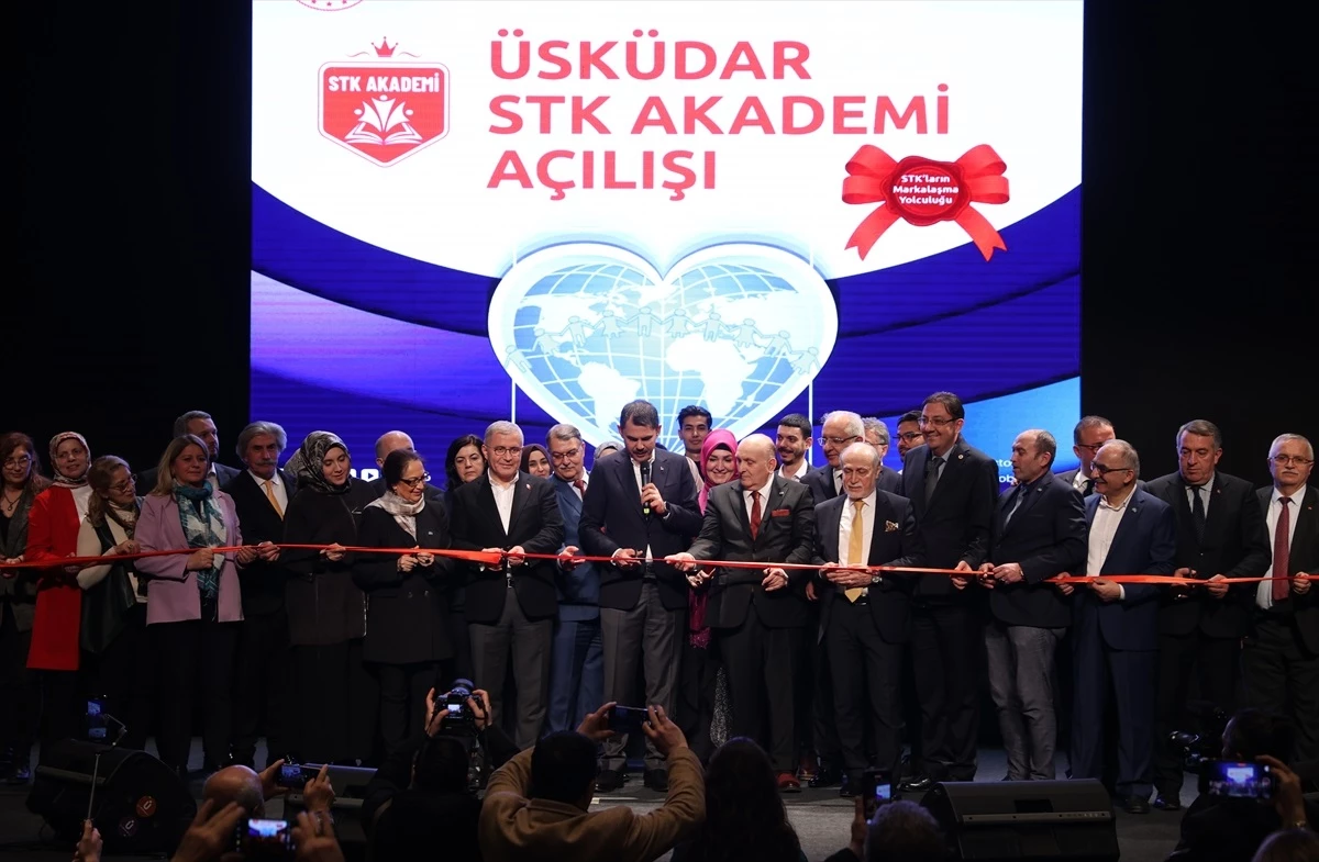 Murat Kurum: İstanbul\'da kentsel dönüşümü gerçekleştireceğiz
