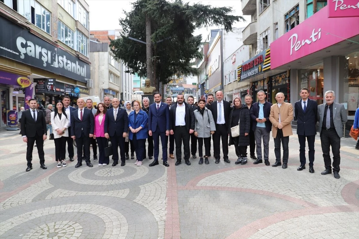 İYİ Parti Sakarya Büyükşehir Belediye Başkan adayı Selçuk Kılıçaslan ziyaretlerini sürdürüyor