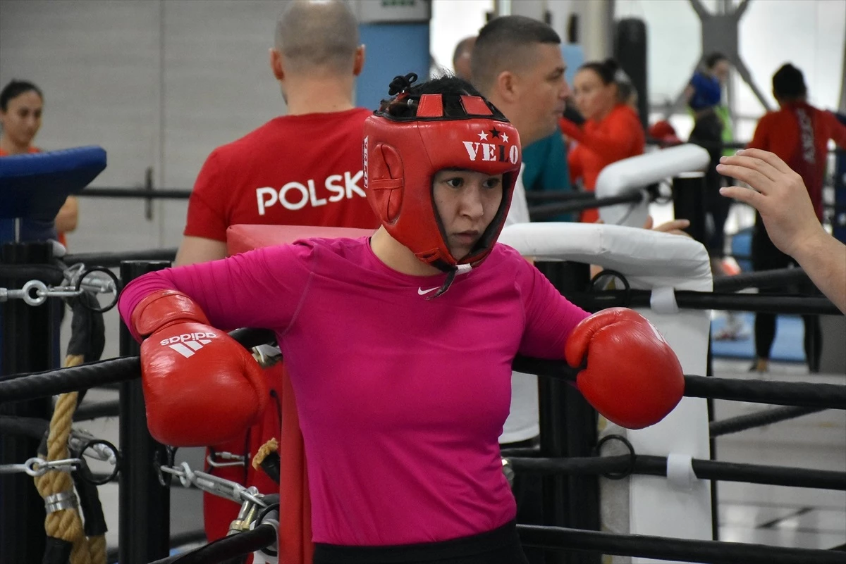 Türkiye Kadın Boks Milli Takımı, Paris 2024 Olimpiyat Oyunları için hazırlıklarını tamamladı