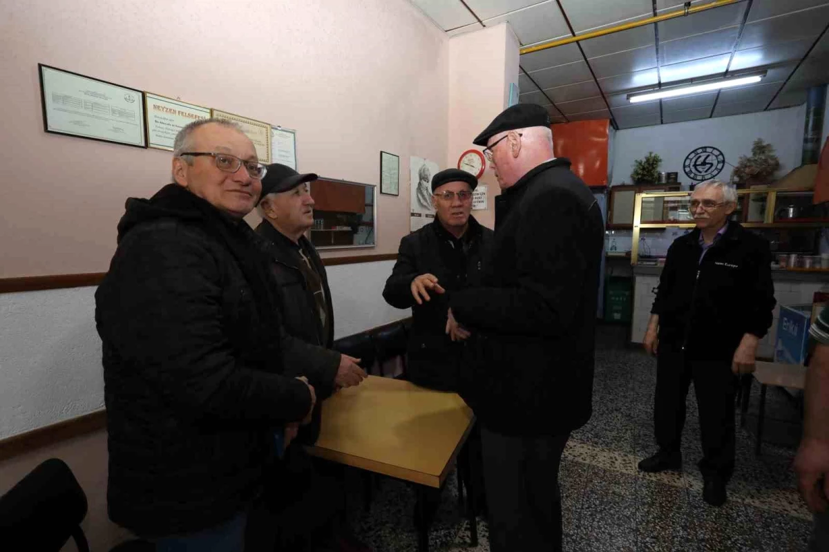 Odunpazarı Belediye Başkanı Kazım Kurt, İstiklal Mahallesi esnafını ziyaret etti