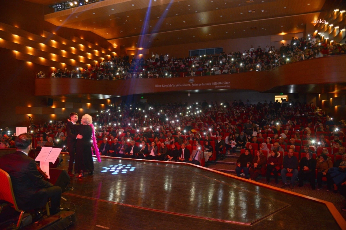 Kırşehir Belediyesi Yeşilçam Film Müzikleri Konseri\'ne ev sahipliği yaptı