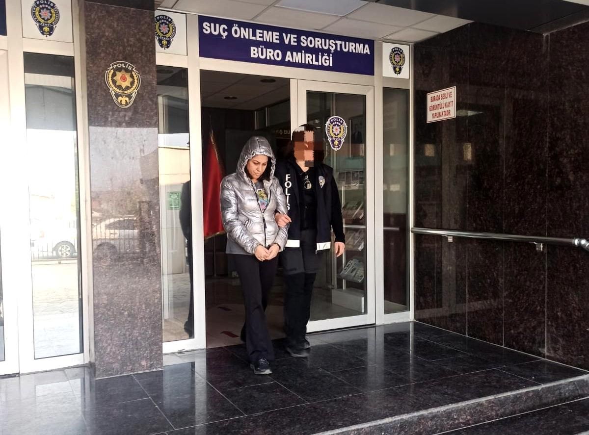 Kocaeli\'de 4 Hükümlü Polis Operasyonuyla Yakalandı