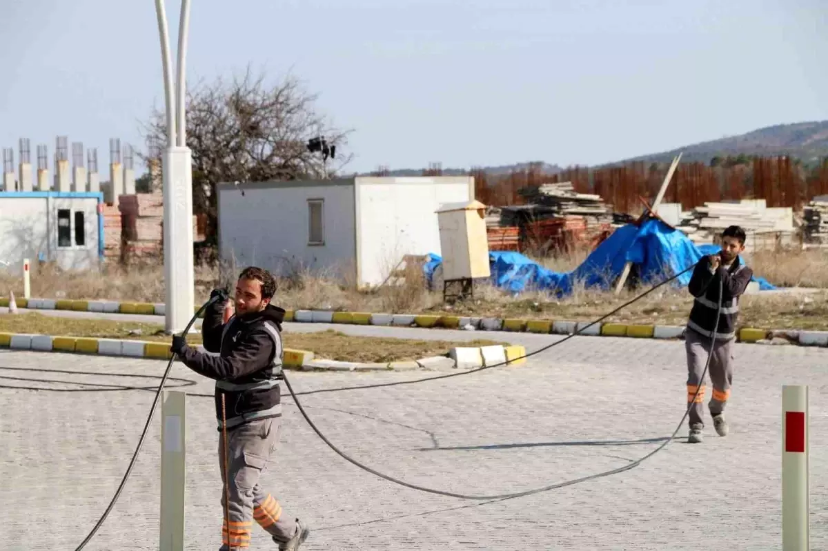 Kütahya OSB\'de Fiber Optik Altyapı Çalışmaları Başladı