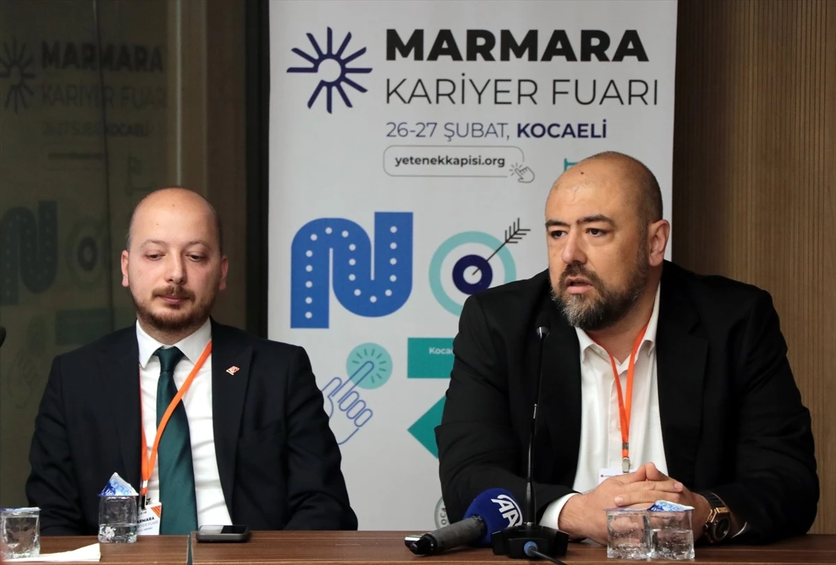 Marmara Kariyer Fuarı\'nda \'Dünyada ve Türkiye\'de E-spor\' paneli düzenlendi
