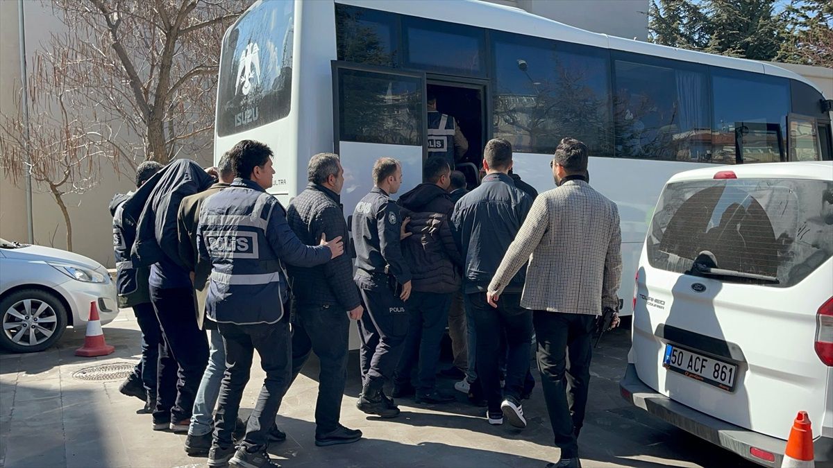 Nevşehir\'de Pompalı Tüfekle Öldürülen Kişiyle İlgili 11 Şüpheli Adliyeye Sevk Edildi