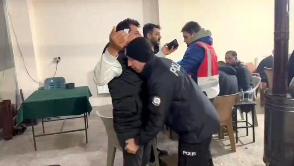 Şanlıurfa\'da yapılan şok uygulamalarda 13 şüpheli yakalandı