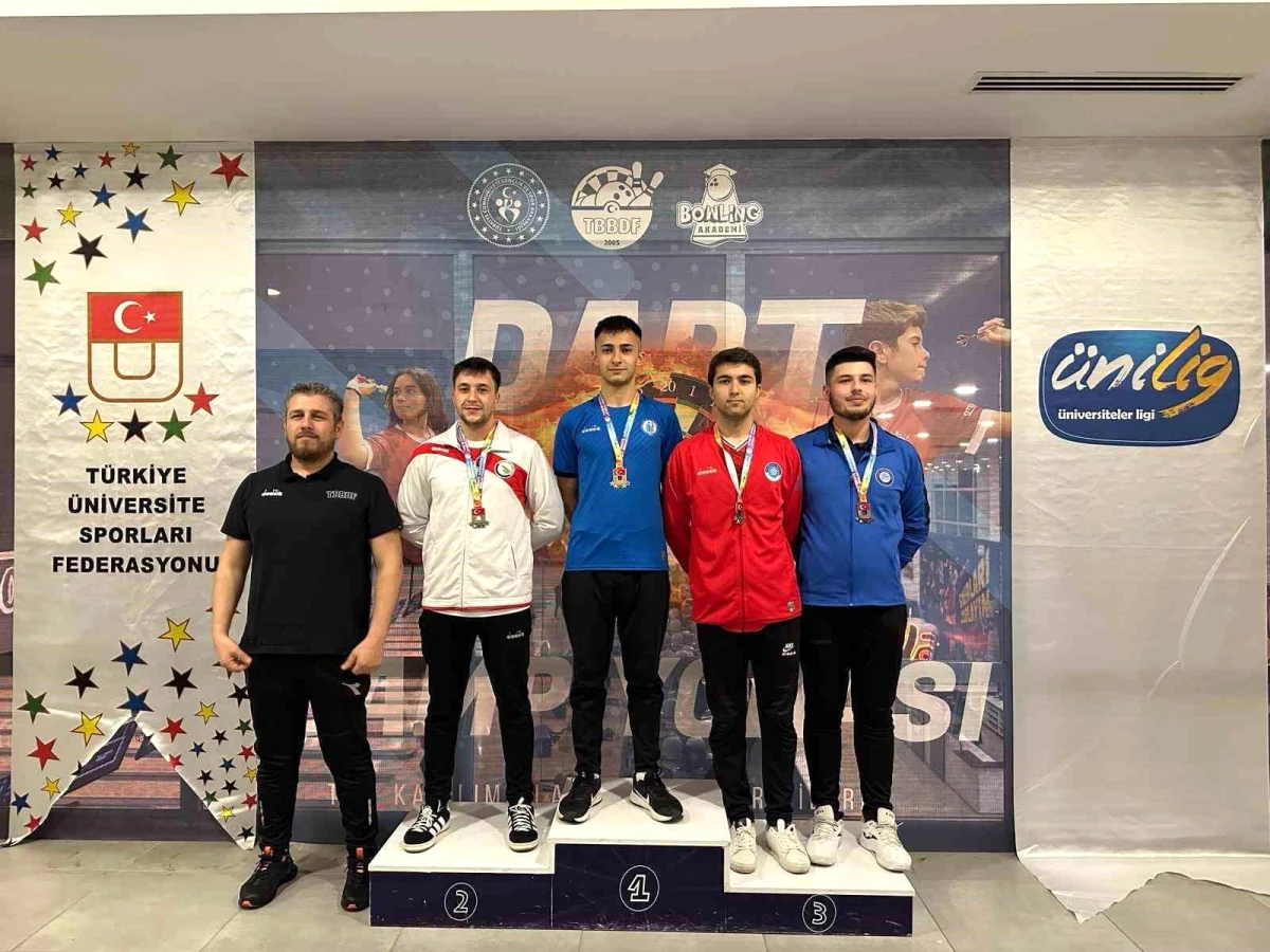 Düzce Üniversitesi öğrencisi Dart Türkiye Şampiyonası\'nda ikinci oldu