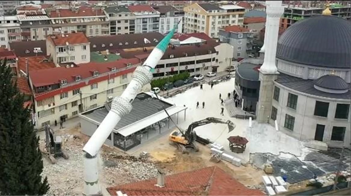 Bursa\'da FETÖ\'nün yıkılan okulunun yerine yapılan yeni cami tamamlandı