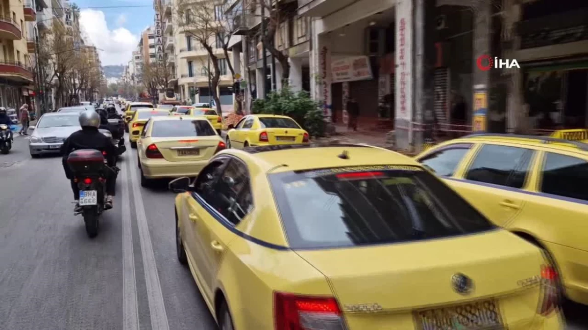 Yunanistan\'da taksiciler ve toplu taşıma çalışanları greve gidiyor