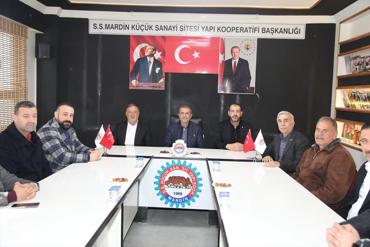 Artuklu Belediye Başkanı Mehmet Tatlıdede, Mardin Küçük Sanayi Sitesi esnaflarıyla bir araya geldi