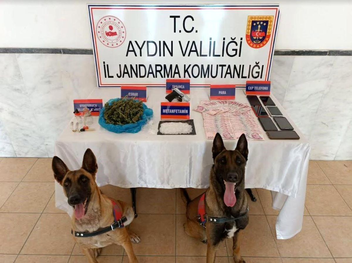 Aydın\'da Narkoçelik-3 Operasyonunda 48 Zehir Taciri Yakalandı