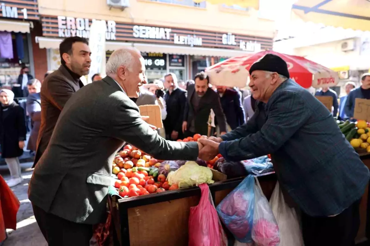 Akdeniz Belediye Başkanı Mustafa Gültak, Halkın Teveccühüyle Hizmete Devam Edeceğini Söyledi